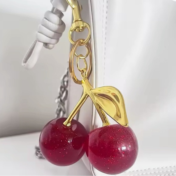 Fashion Delicious Red Cherry Keychain Summer Fruits Cherries Pendant Keyring NIP - Picture 6 of 7